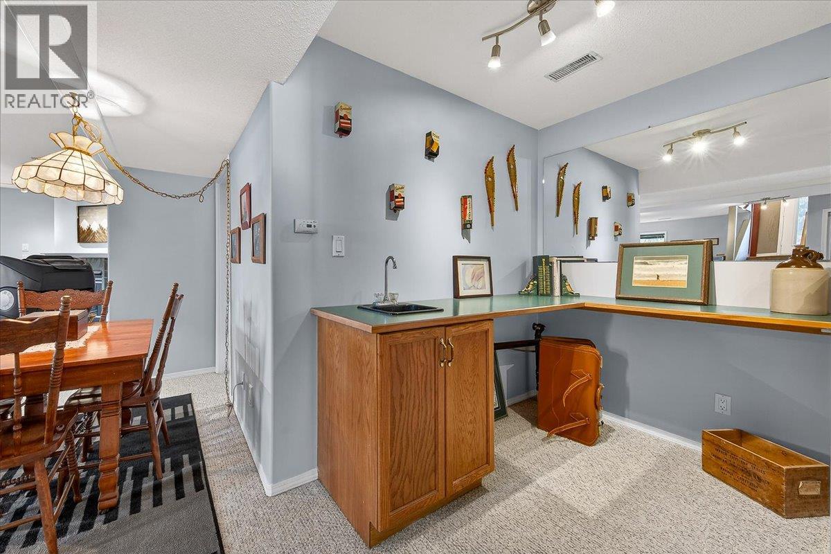 4885 Carnoustie Place, Fairmont Hot Springs