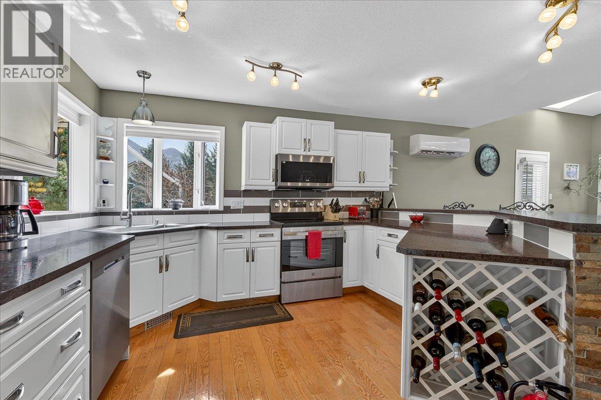 4885 Carnoustie Place, Fairmont Hot Springs