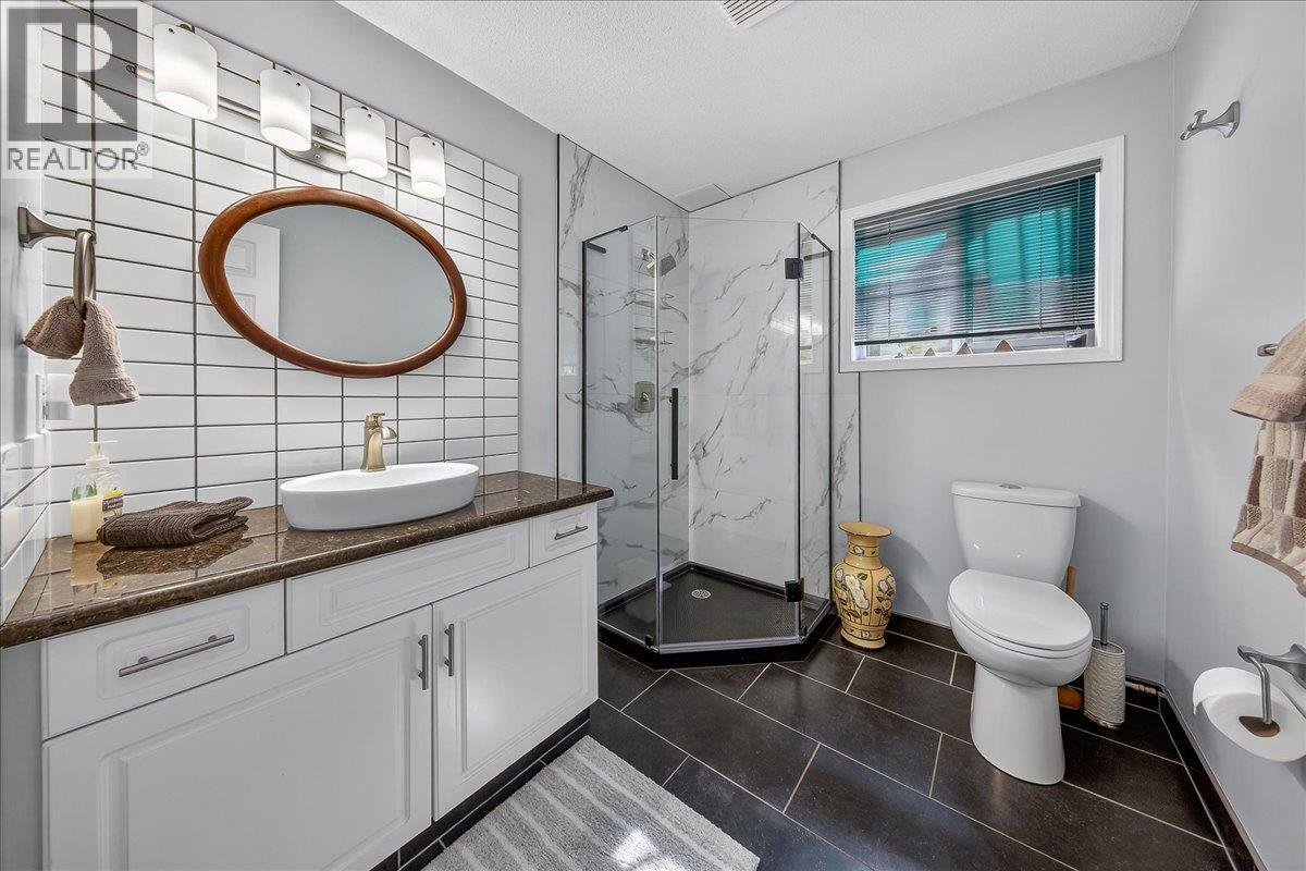 4885 Carnoustie Place, Fairmont Hot Springs