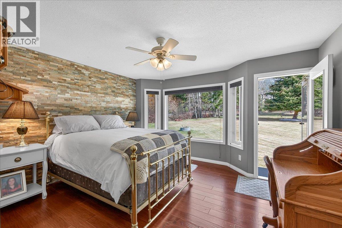 4885 Carnoustie Place, Fairmont Hot Springs