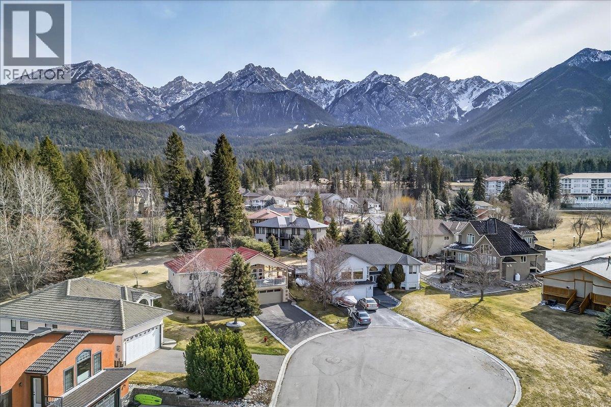 4885 Carnoustie Place, Fairmont Hot Springs