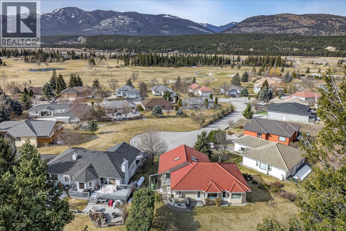 4885 Carnoustie Place, Fairmont Hot Springs