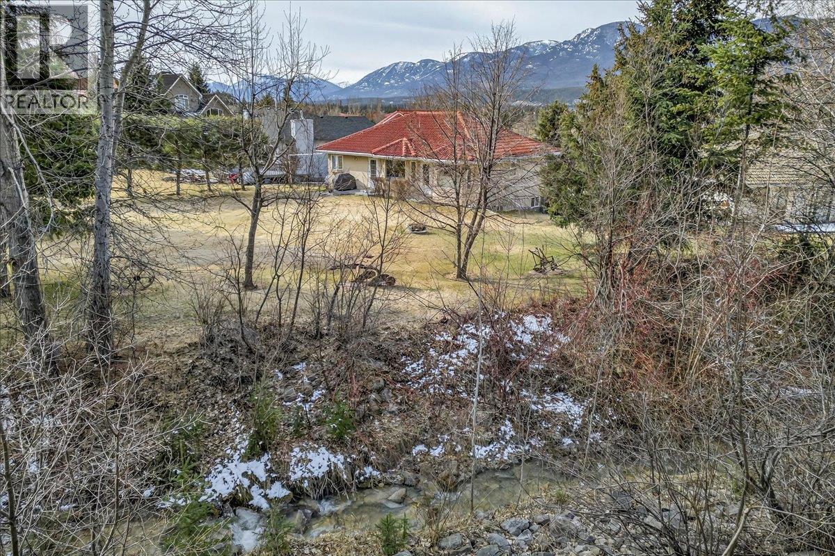 4885 Carnoustie Place, Fairmont Hot Springs