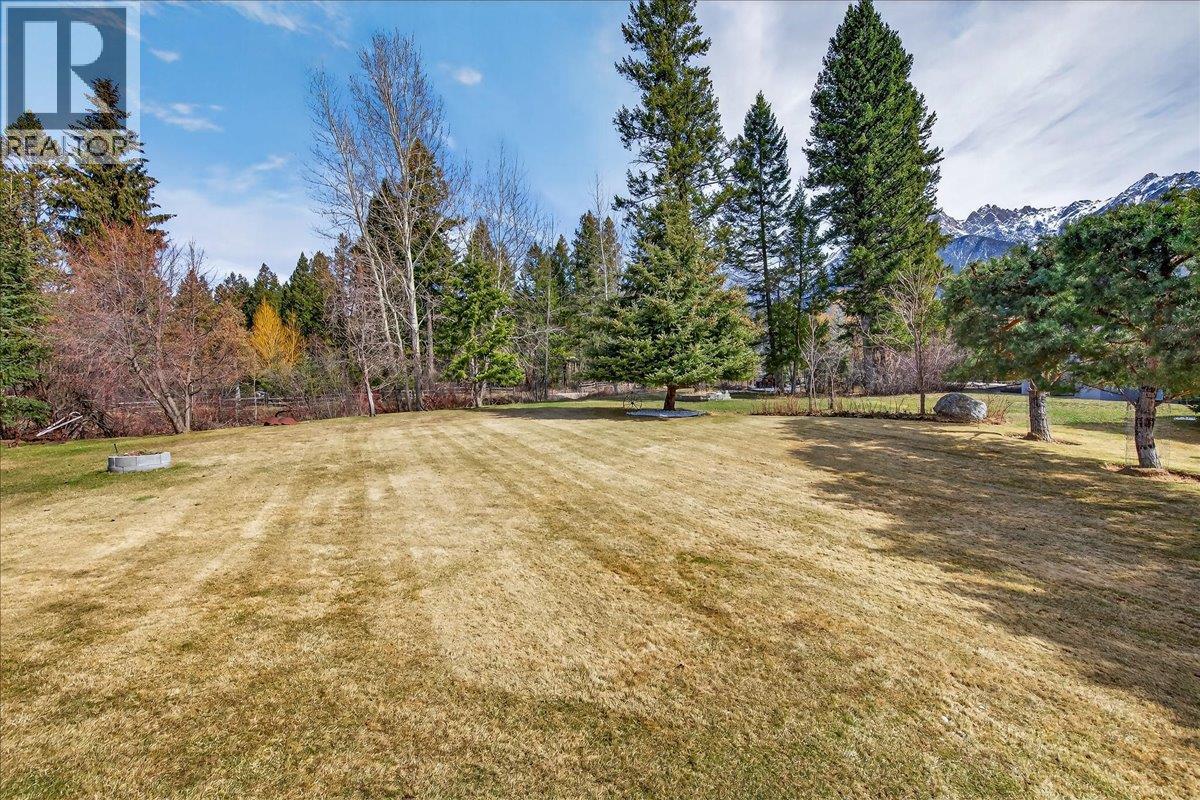 4885 Carnoustie Place, Fairmont Hot Springs