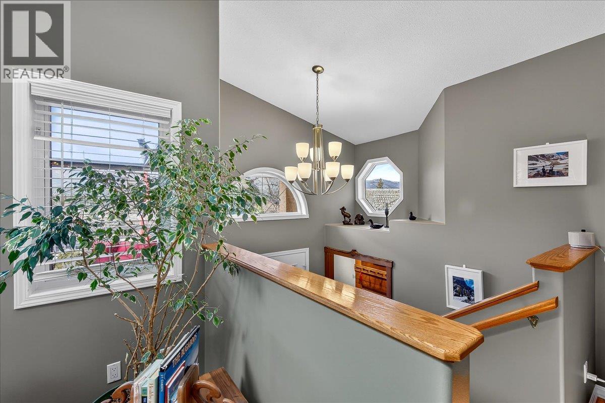 4885 Carnoustie Place, Fairmont Hot Springs