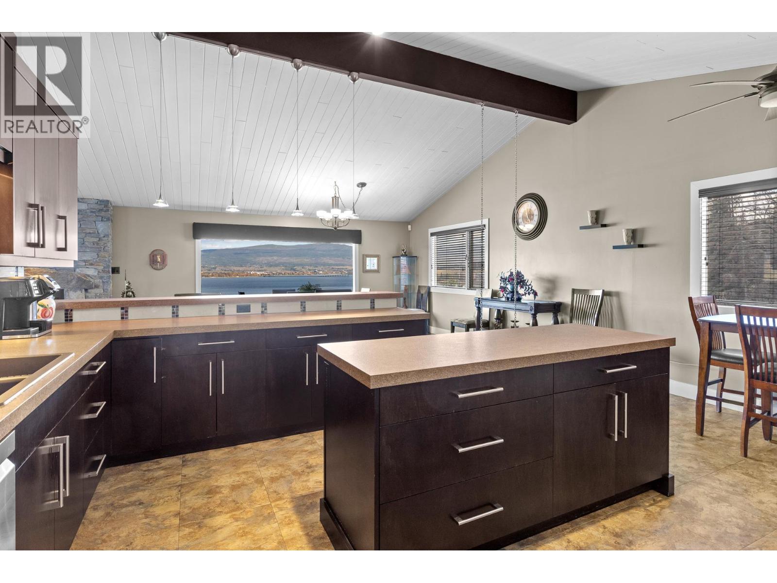 1084 Westside Road S, West Kelowna