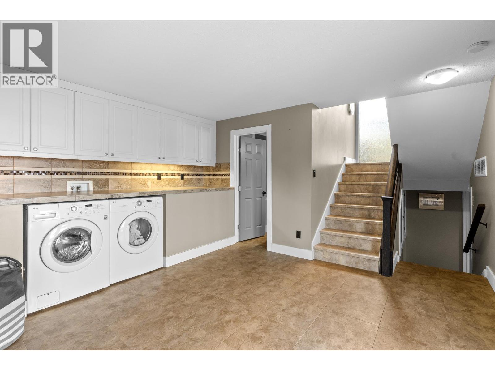 1084 Westside Road S, West Kelowna