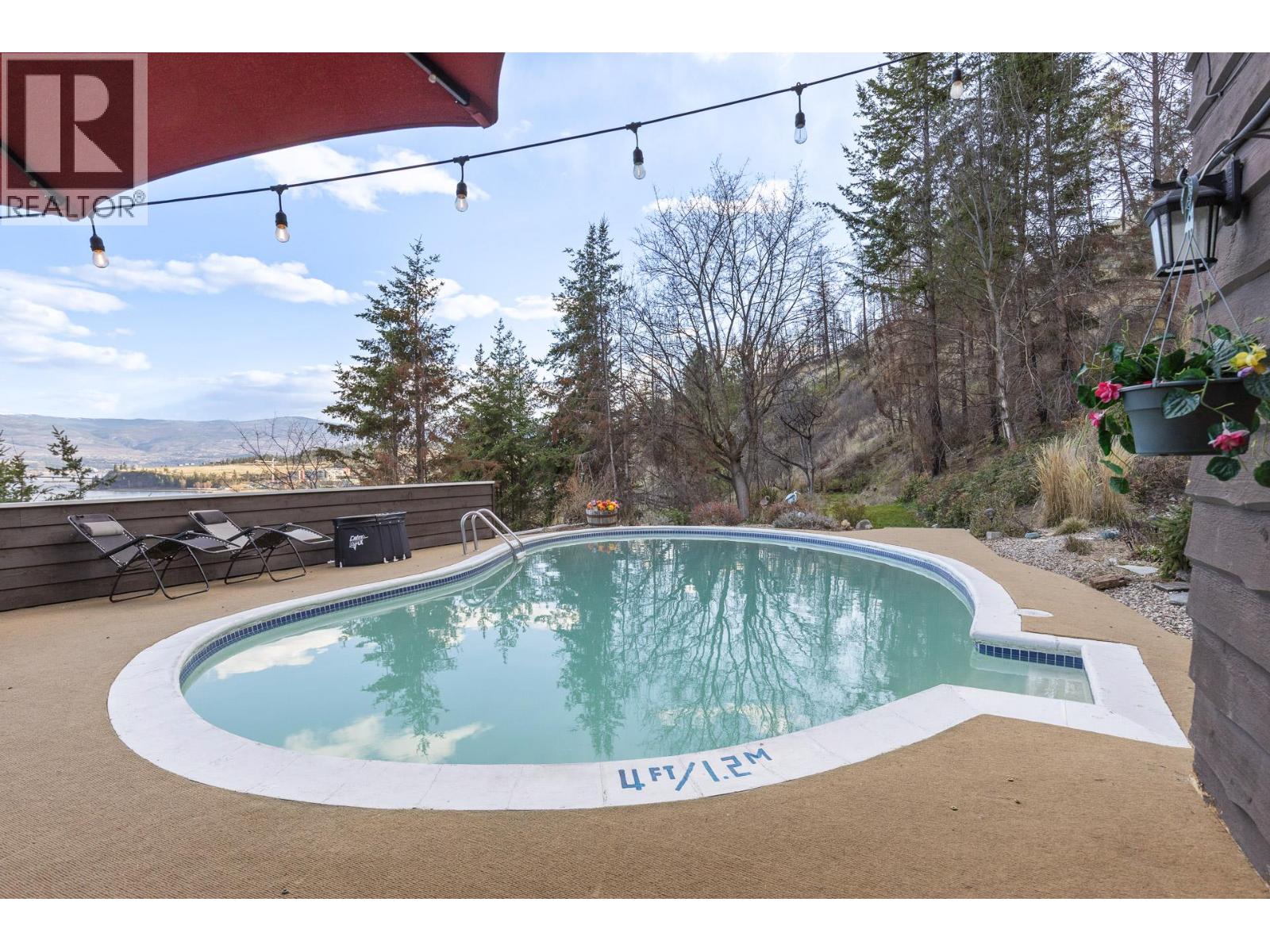 1084 Westside Road S, West Kelowna