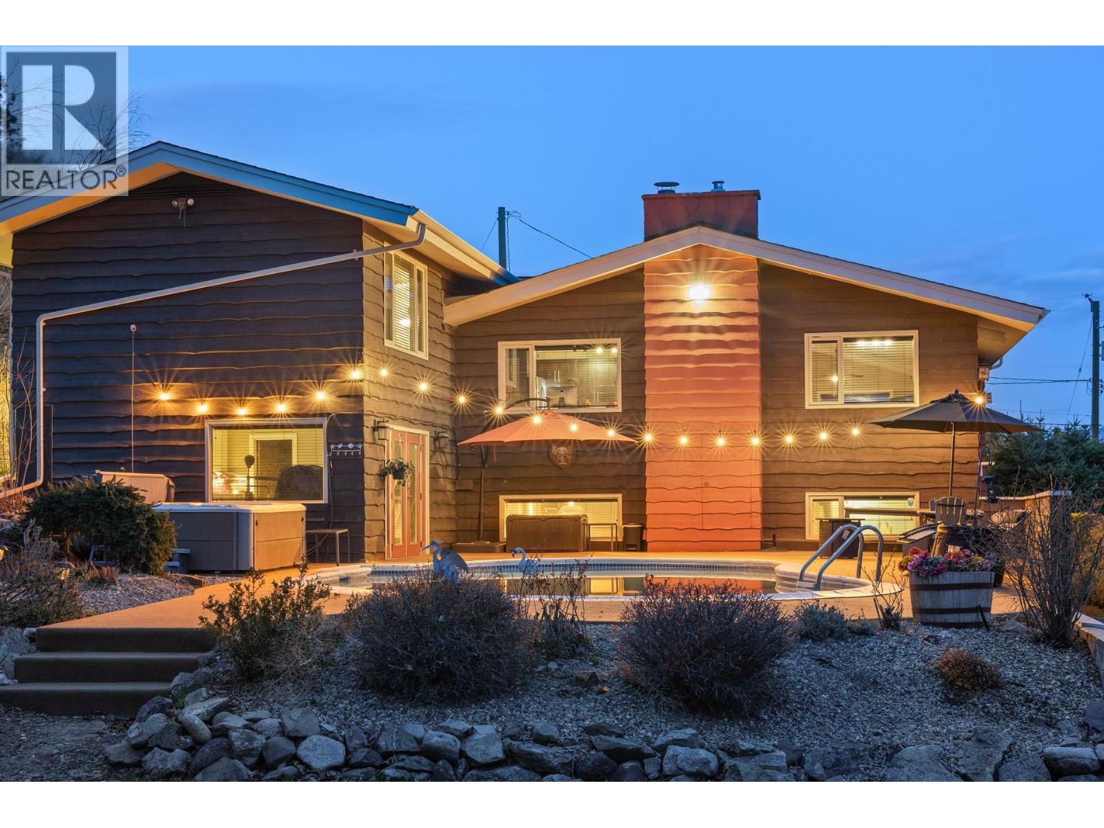 1084 Westside Road S, West Kelowna