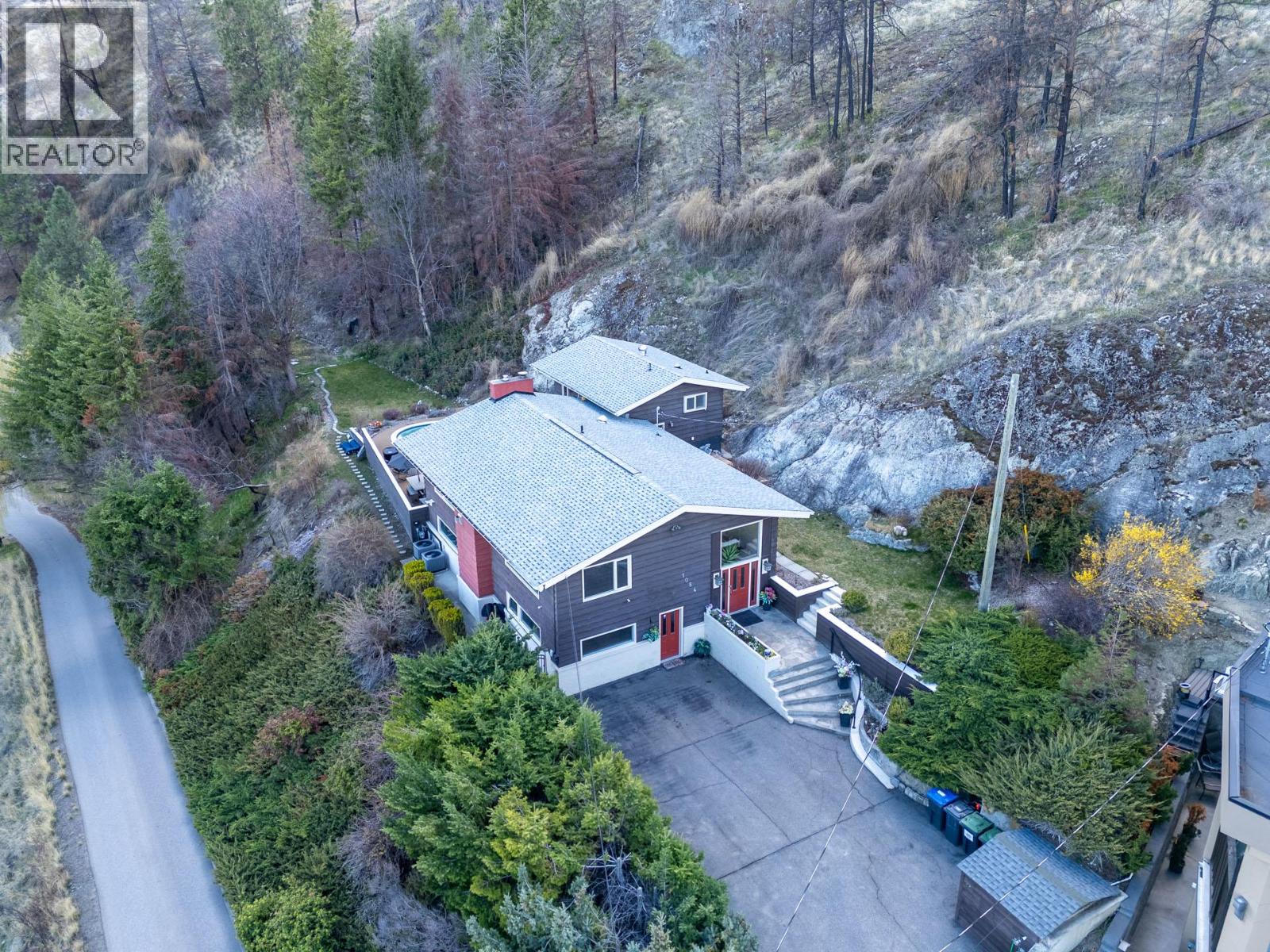 1084 Westside Road S, West Kelowna