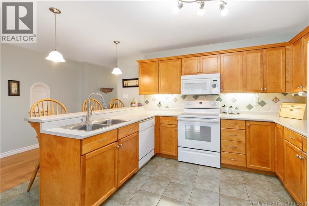 #126 80 MOUNT PLEASANT ROAD - 13