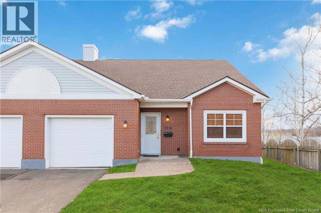 #126 80 MOUNT PLEASANT ROAD - 2