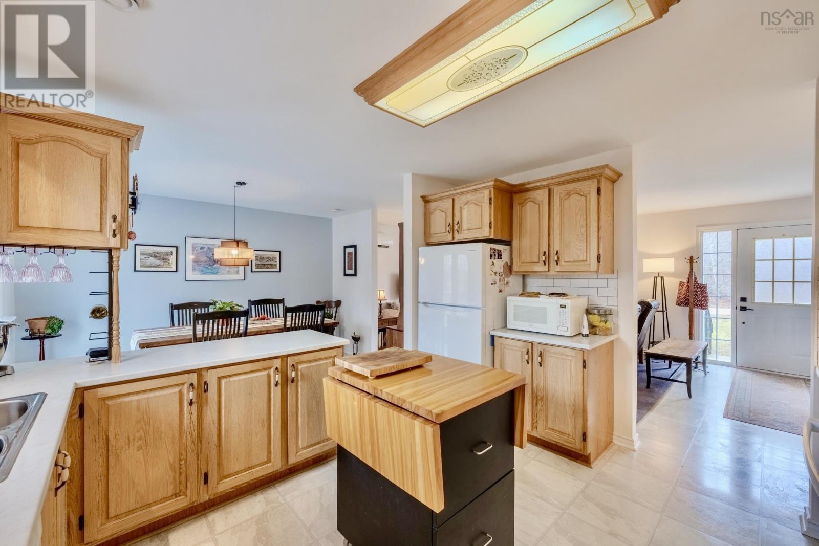 Property 28 of 42 of 46 Riverview Drive