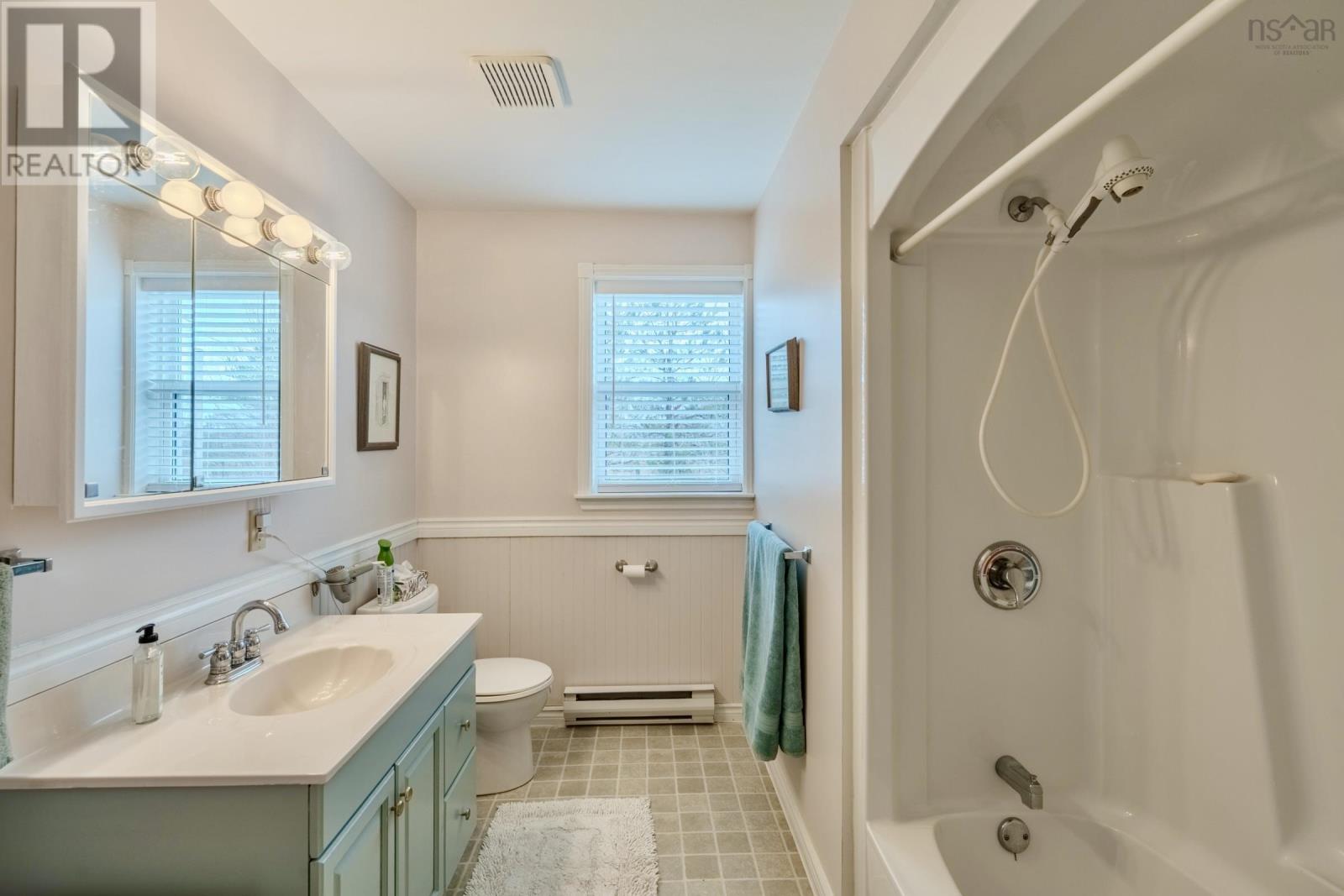 Property 6 of 42 of 46 Riverview Drive