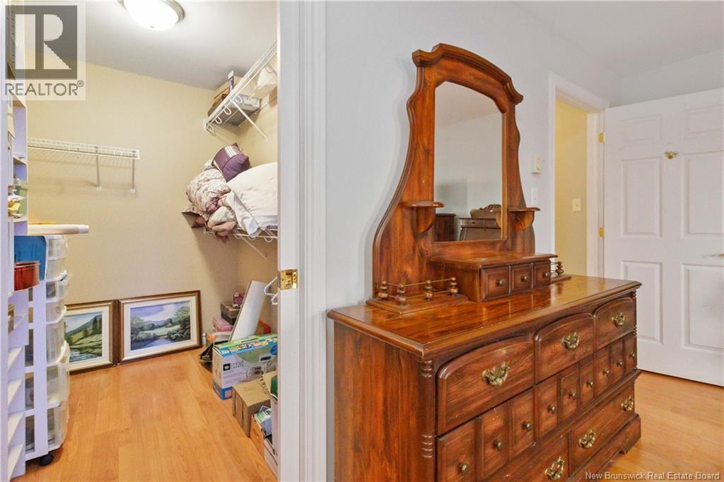 #126 80 MOUNT PLEASANT ROAD - 24