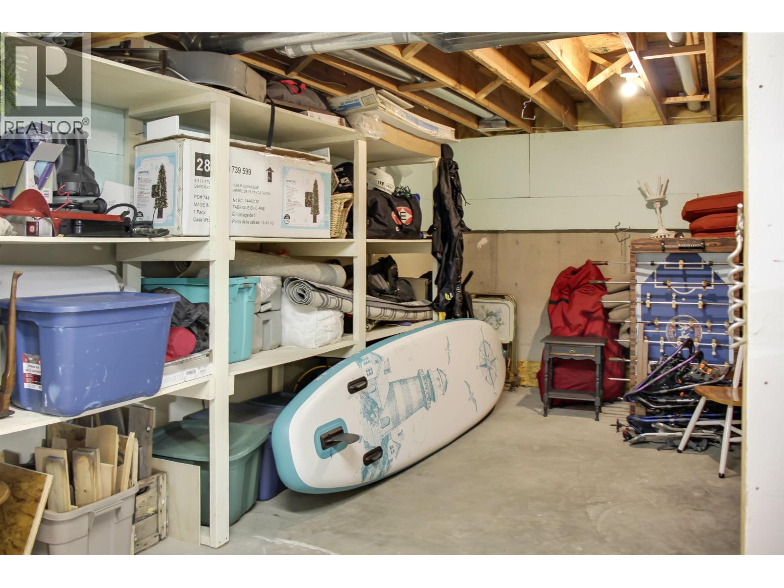 8494 GERALD CRESCENT - 24