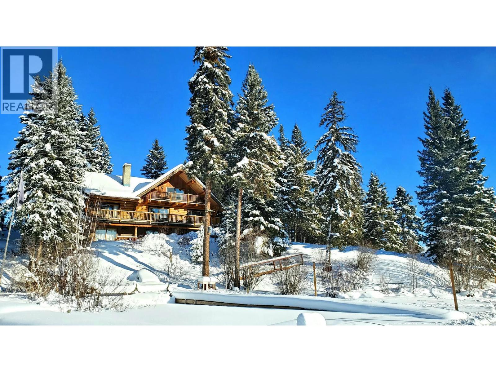 8494 GERALD CRESCENT - 27