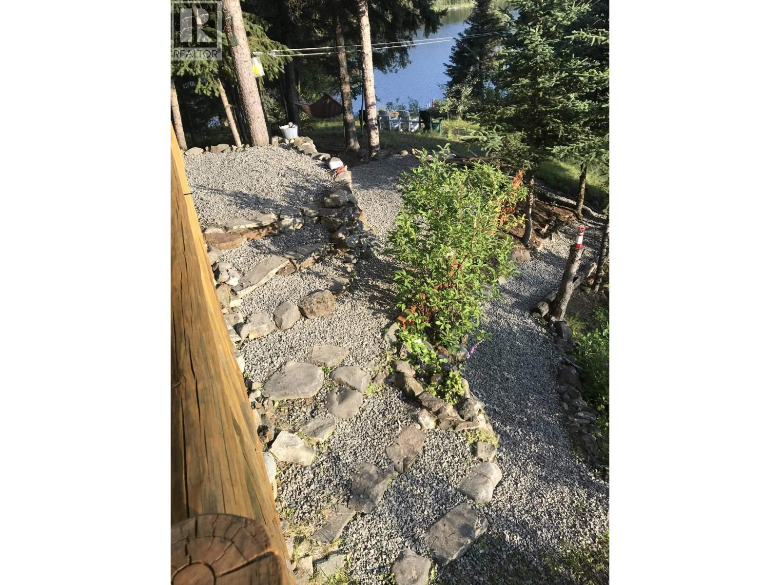 8494 GERALD CRESCENT - 34