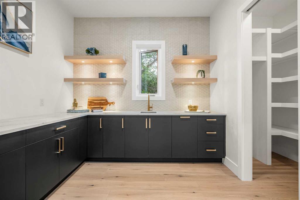 Single Family House for Sale in   Street SW Shaganappi Calgary 