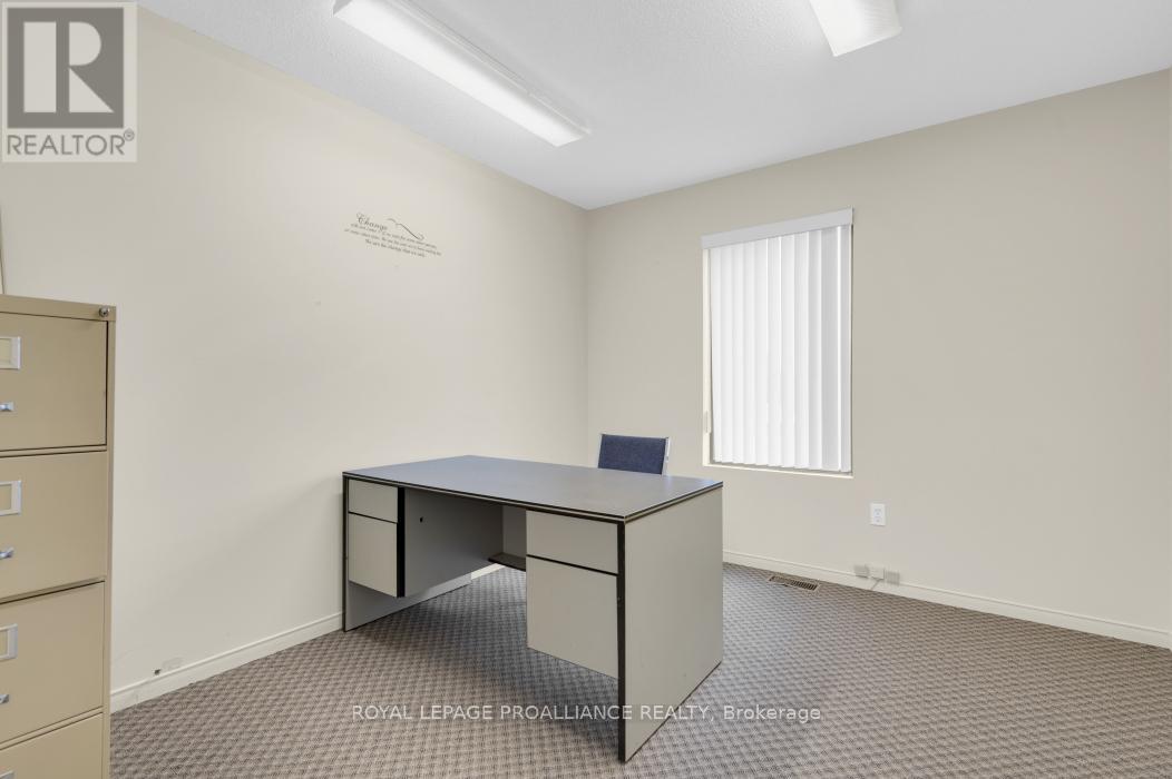 108 RUSSEL STREET - 21