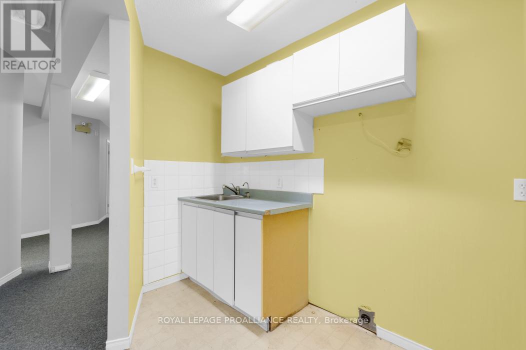 108 RUSSEL STREET - 22