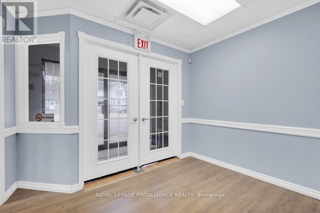 108 RUSSEL STREET - 4