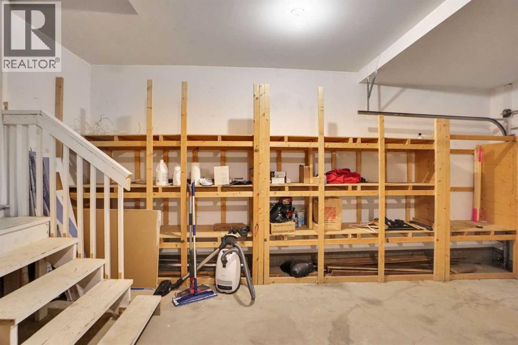 Single Family House for Sale in  Tuscany Meadows Heights NW Tuscany Calgary 