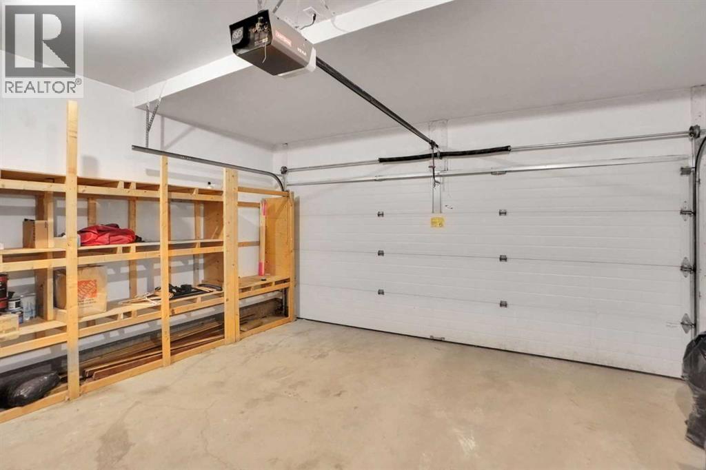 Single Family House for Sale in  Tuscany Meadows Heights NW Tuscany Calgary 