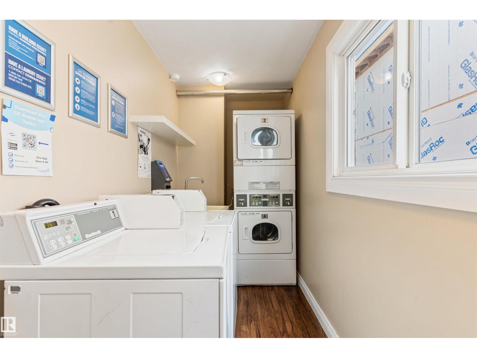 #109 11429 124 ST NW, Edmonton