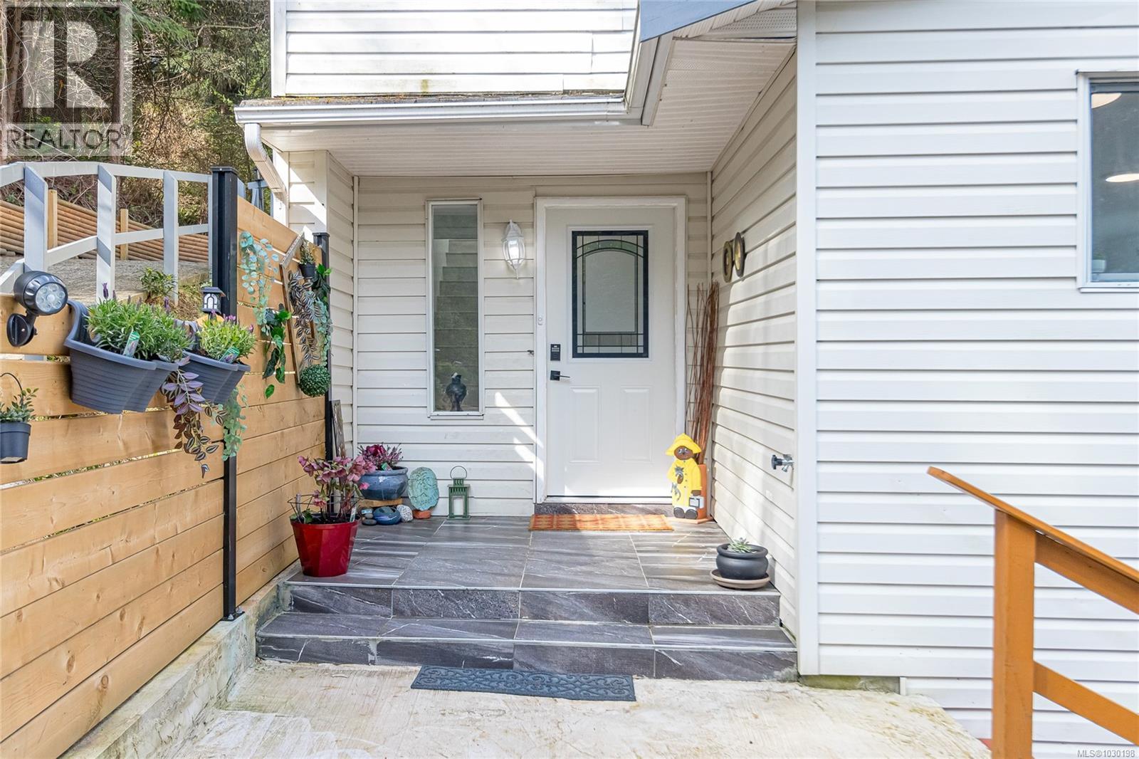 4975 Laguna Way, Nanaimo