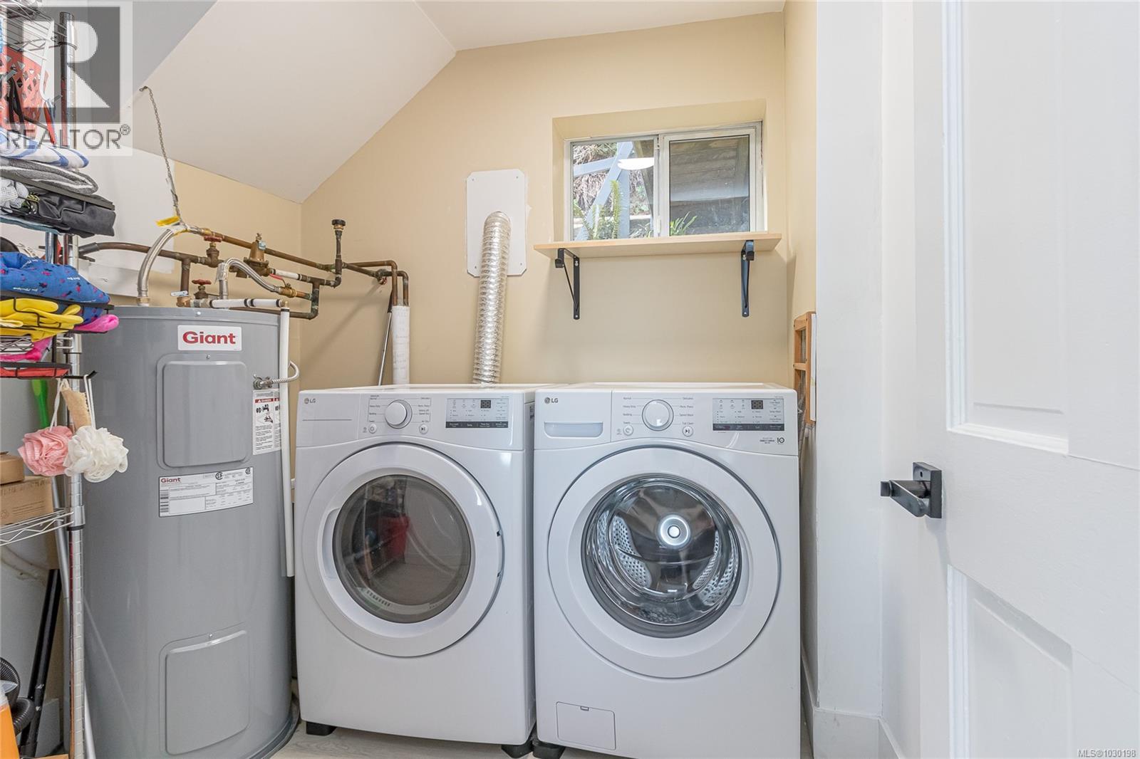 4975 Laguna Way, Nanaimo