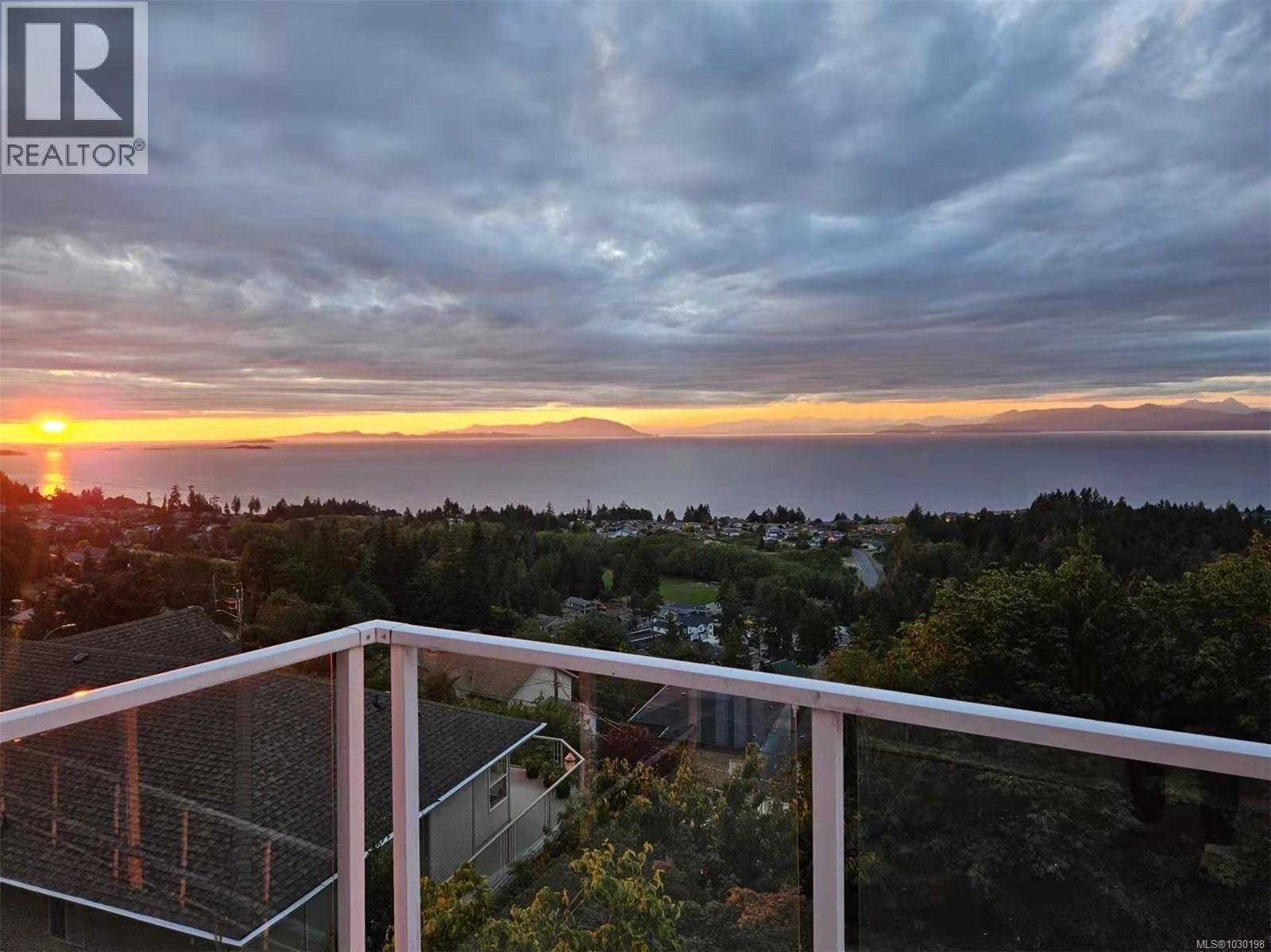 4975 Laguna Way, Nanaimo