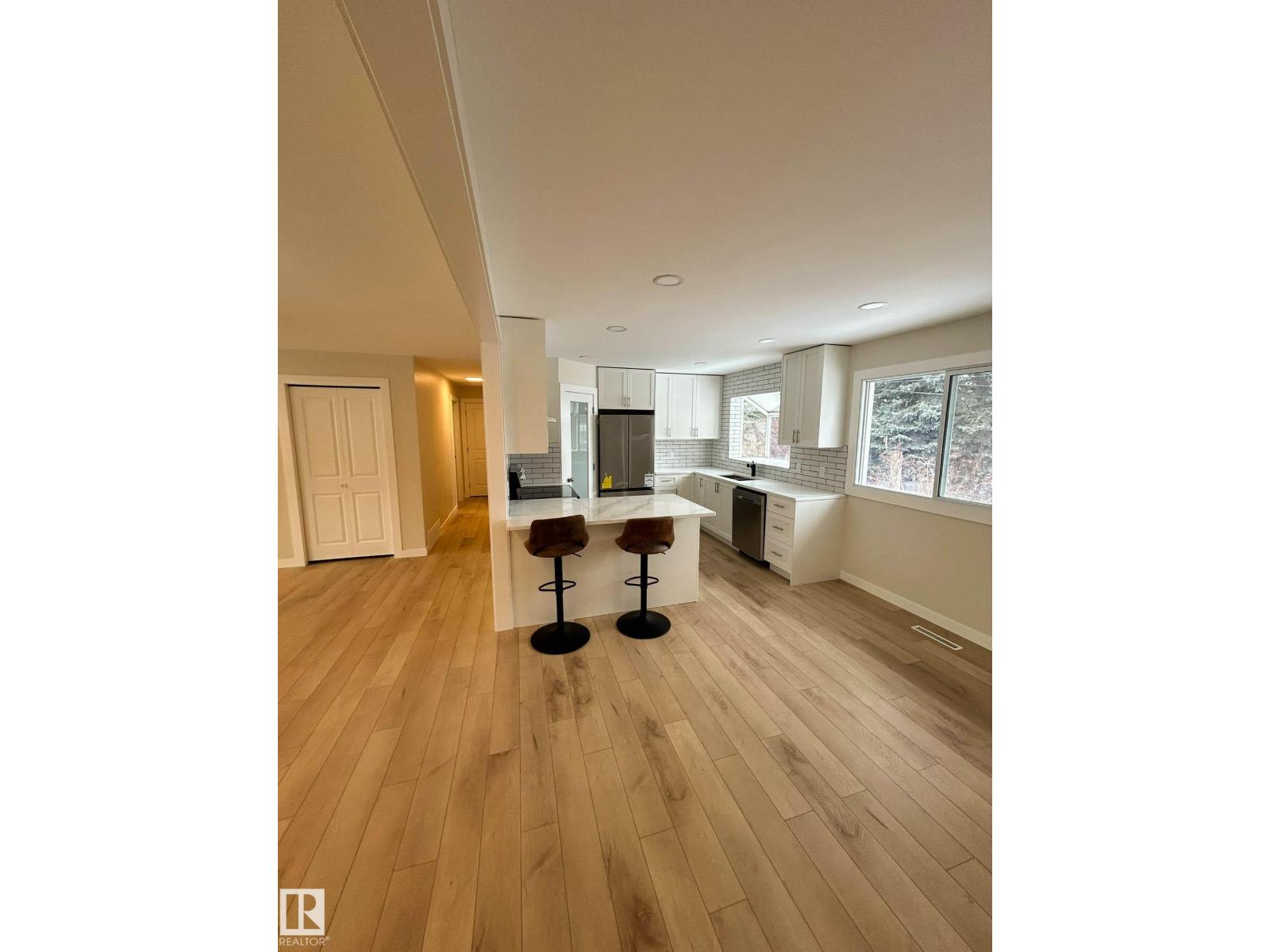 56 SALISBURY AV, St. Albert