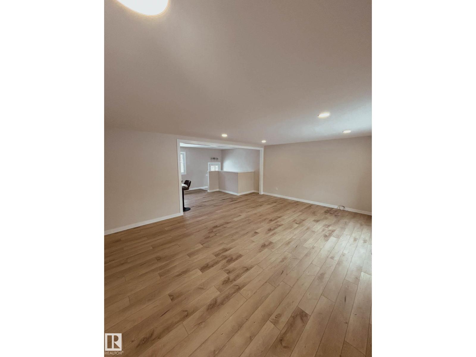 56 SALISBURY AV, St. Albert