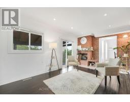 4024 Longo Circle E, Mississauga, ON L4T4C7 Photo 11
