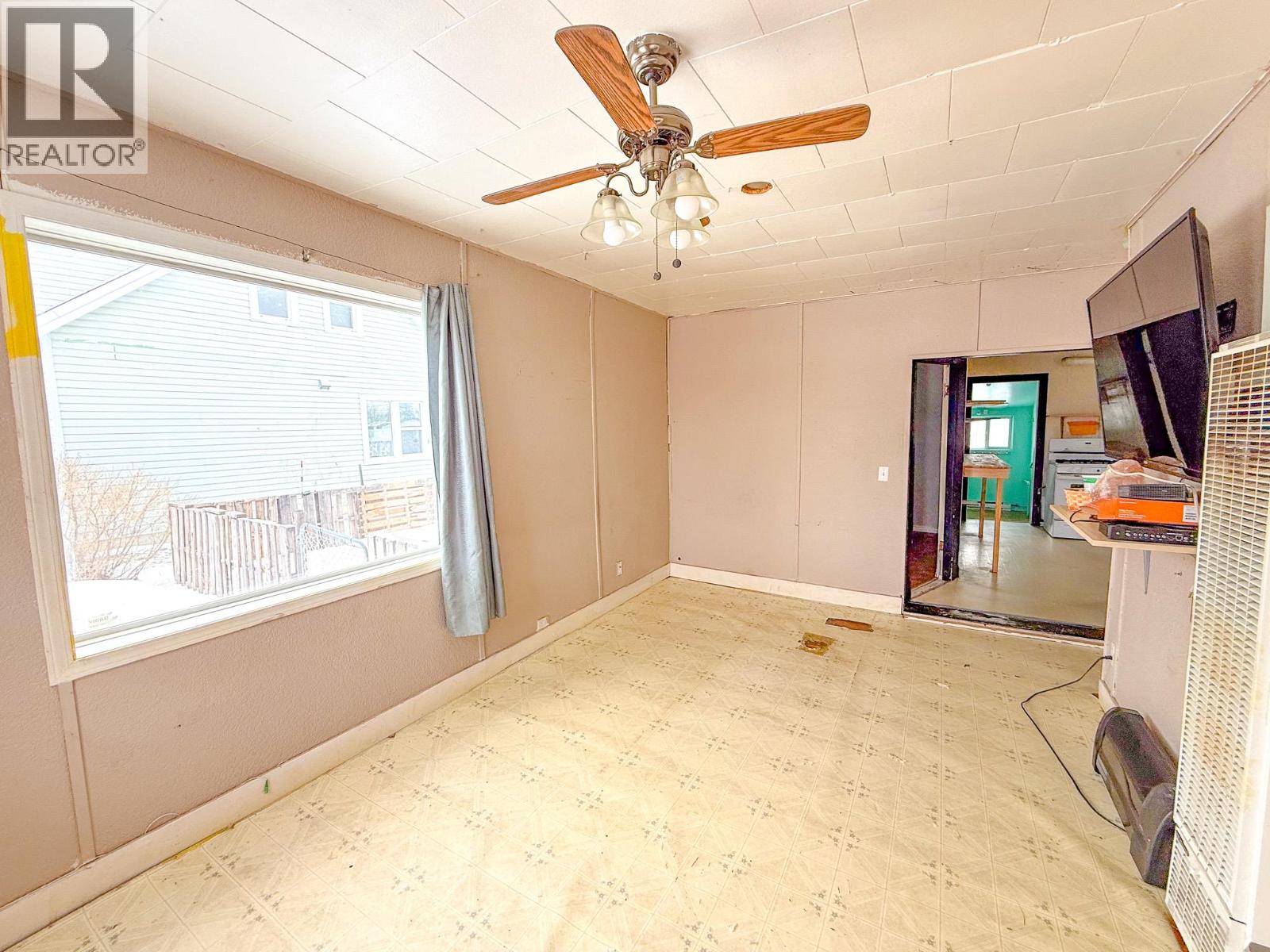 1205 104 Avenue, Dawson Creek