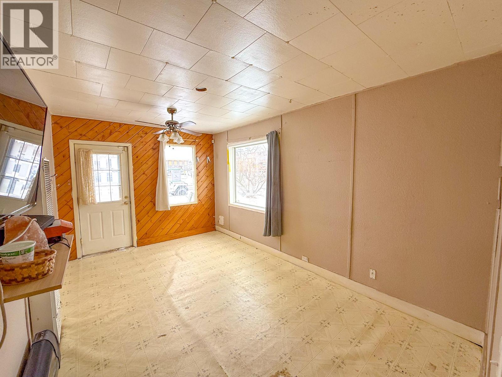 1205 104 Avenue, Dawson Creek