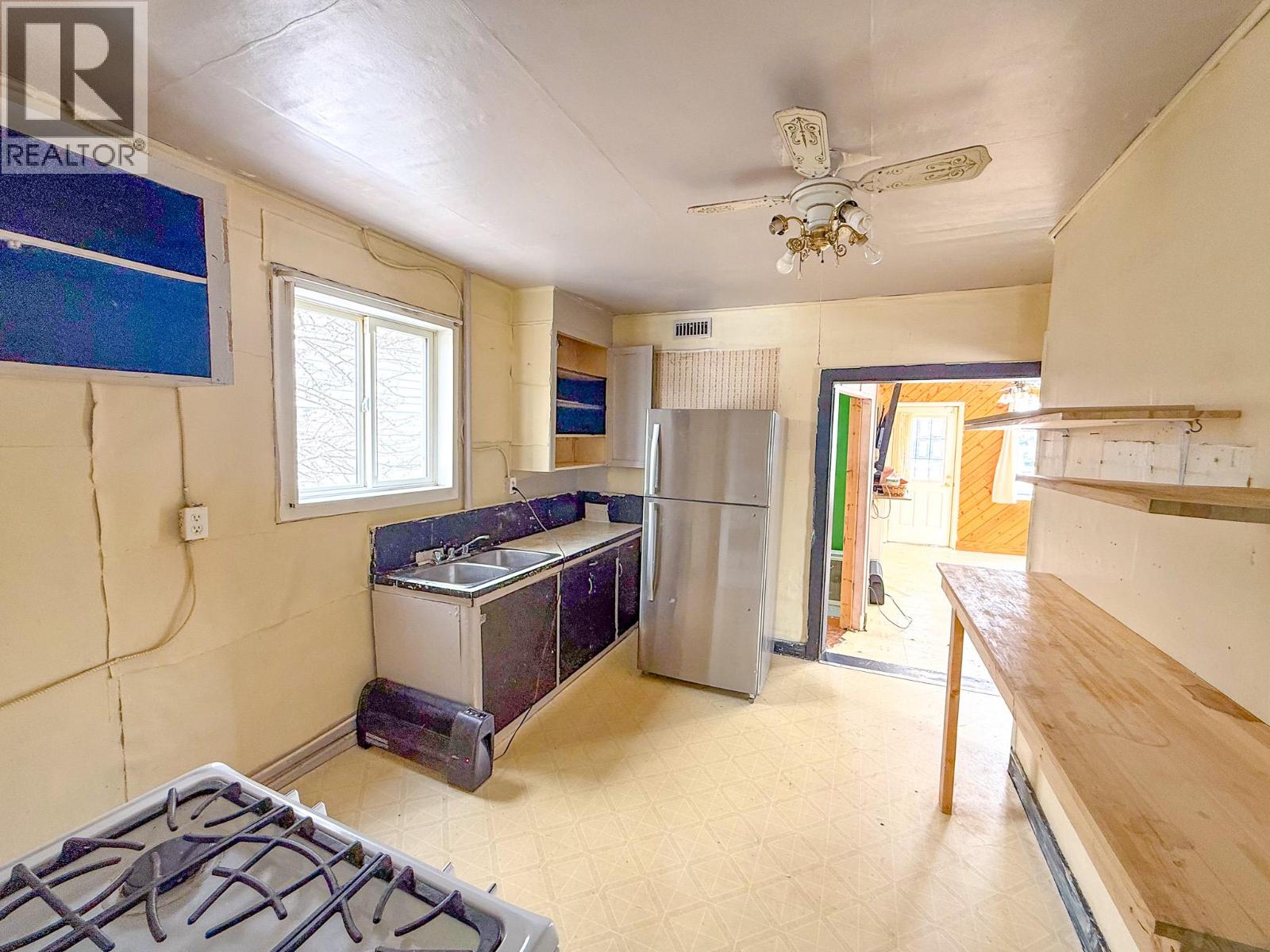 1205 104 Avenue, Dawson Creek