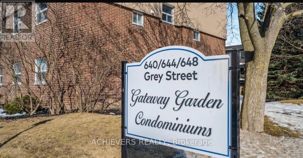 #107 640 GREY STREET - 1