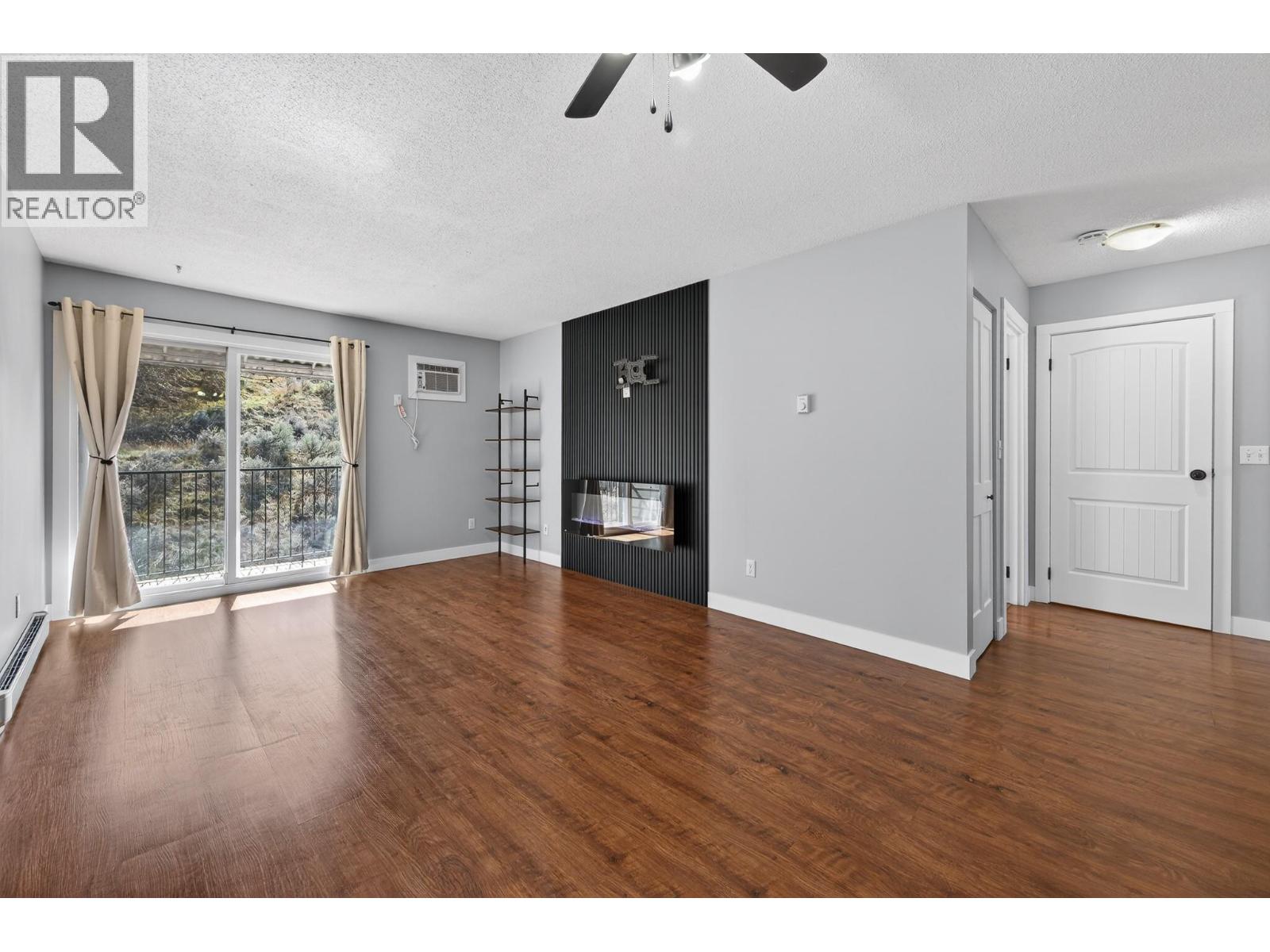 #306 751 GRANDVIEW TERRACE - 5