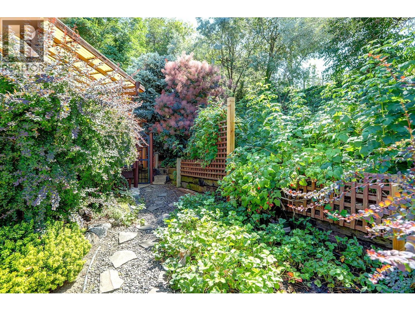 595 Grouse Road, Vernon