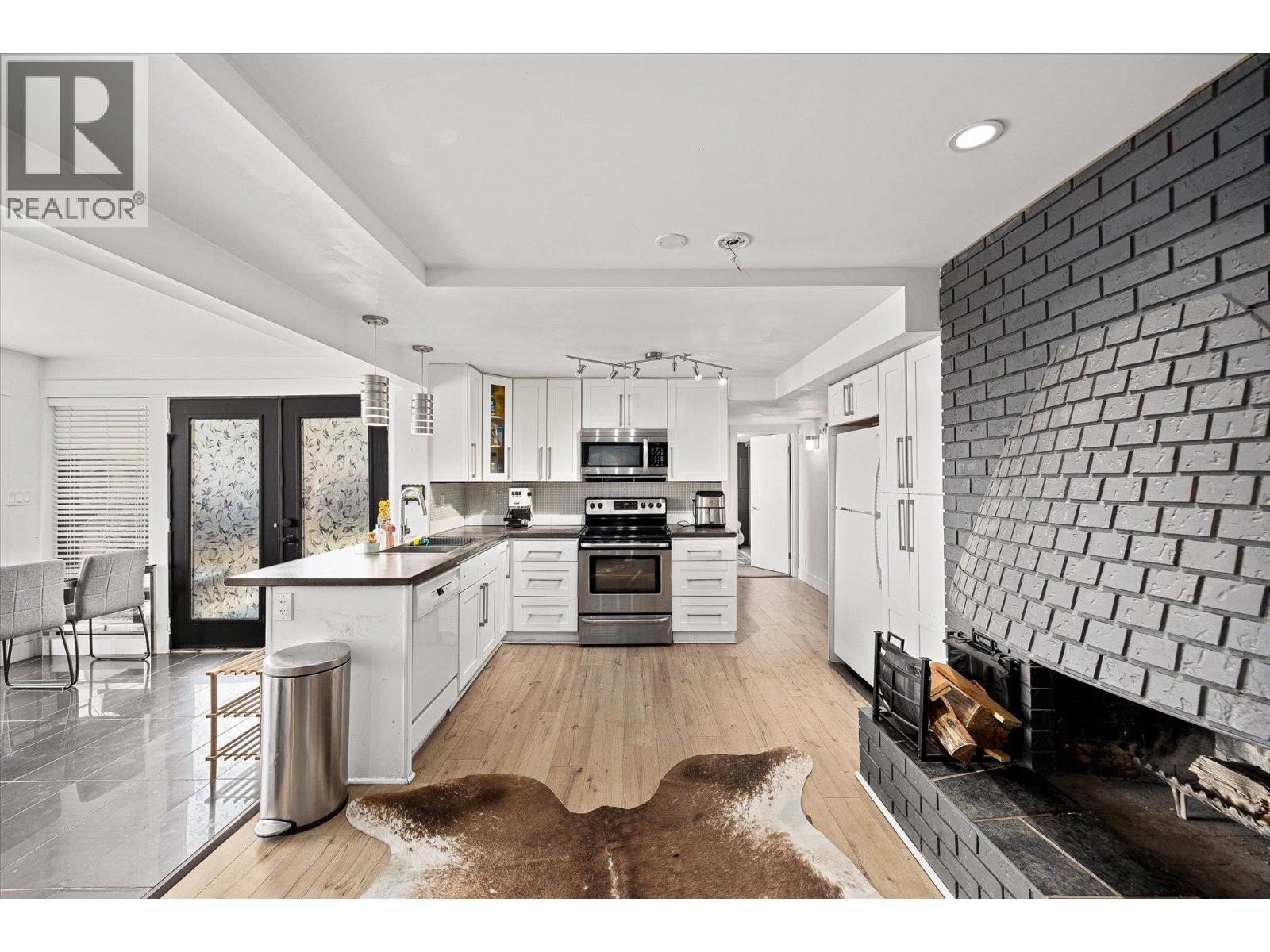 15 Bello Road, Kelowna