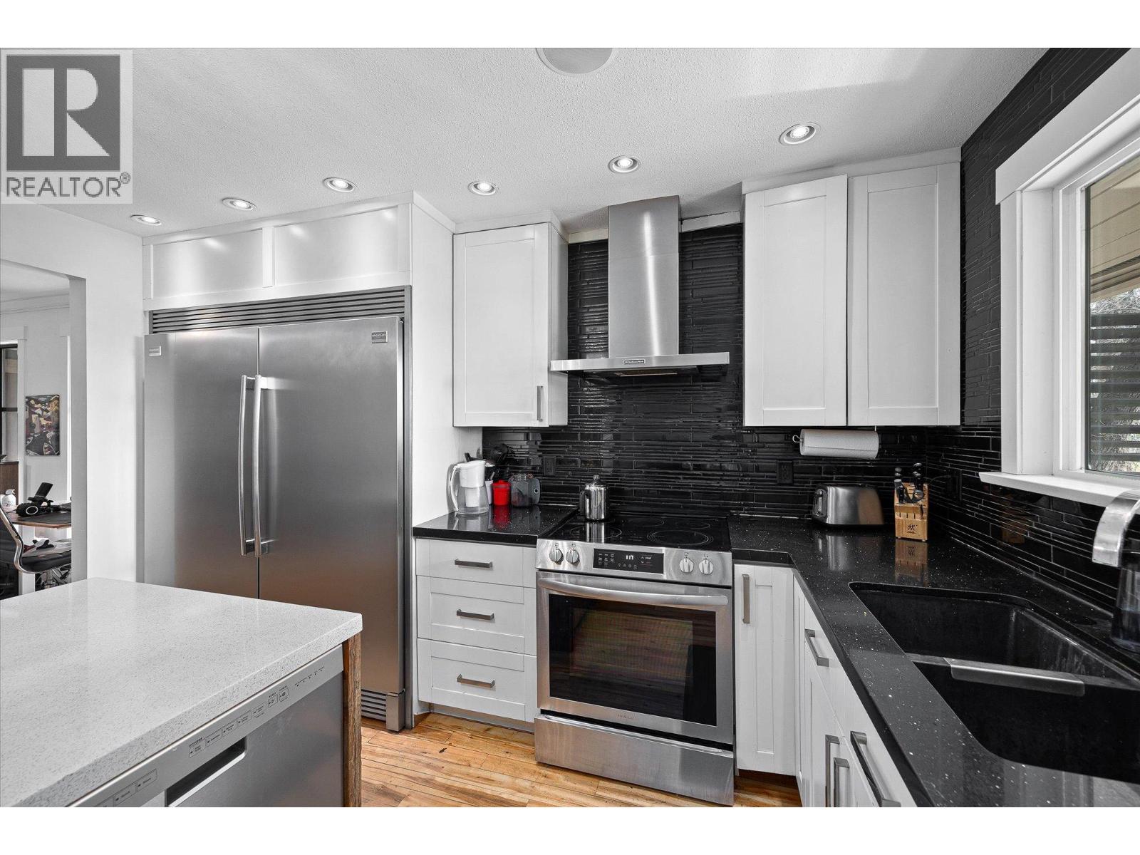 15 Bello Road, Kelowna