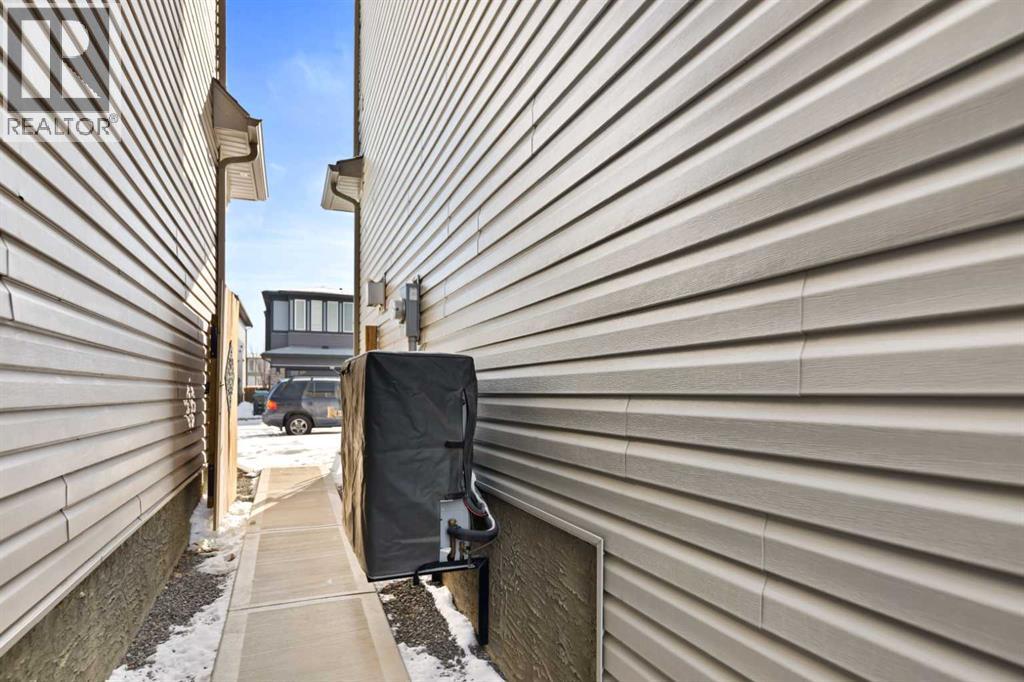 Single Family House for Sale in  Evansborough Crescent NW Evanston Calgary 