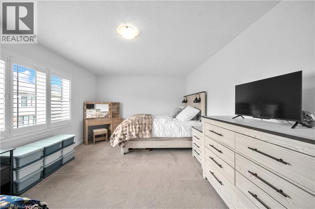 19 RICHARD WILLIAM Drive - 23