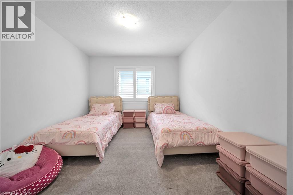 19 RICHARD WILLIAM Drive - 29