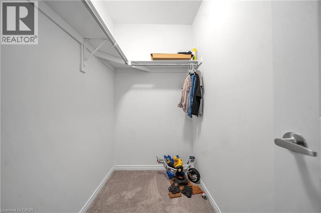 19 RICHARD WILLIAM Drive - 32