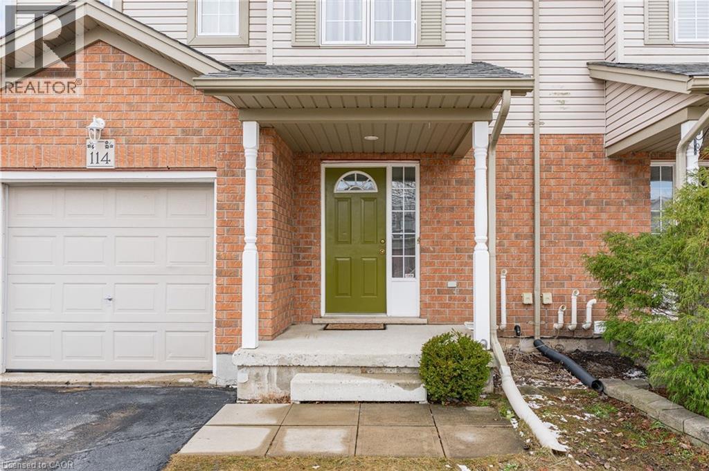 114 STIEFELMEYER Crescent, Baden, Ontario