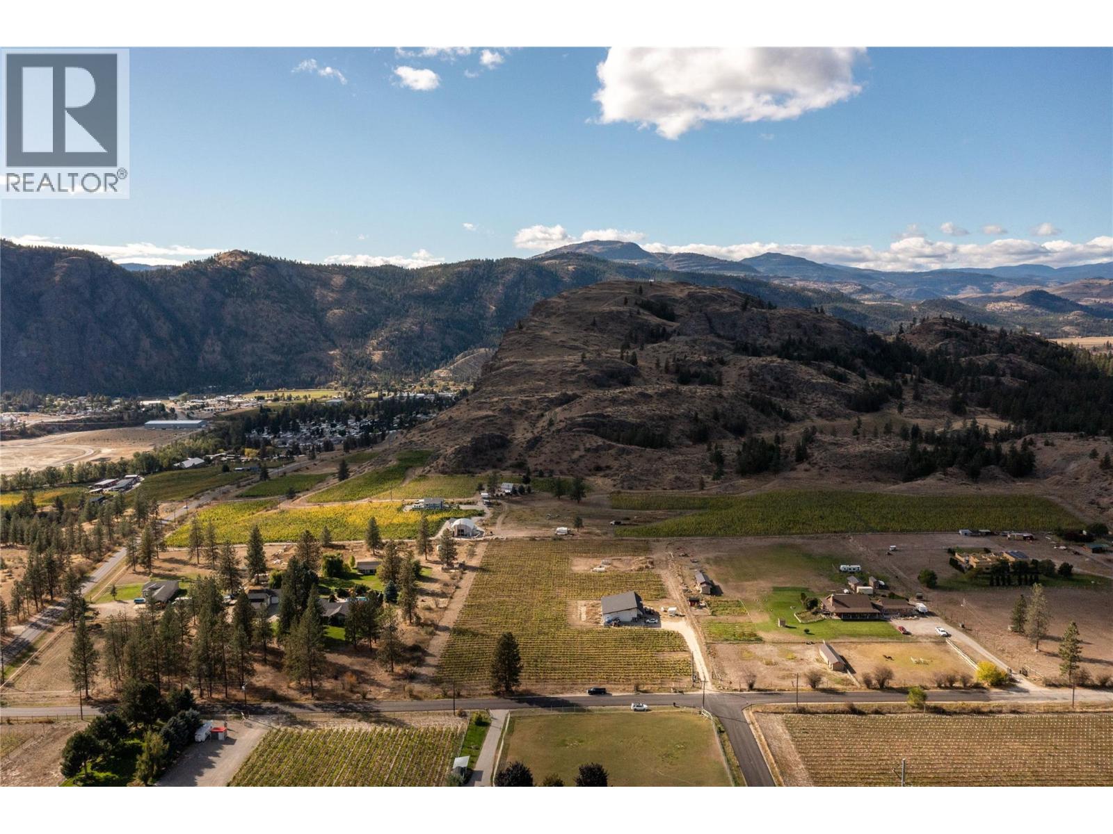 4112 McLean Creek Road, Okanagan Falls