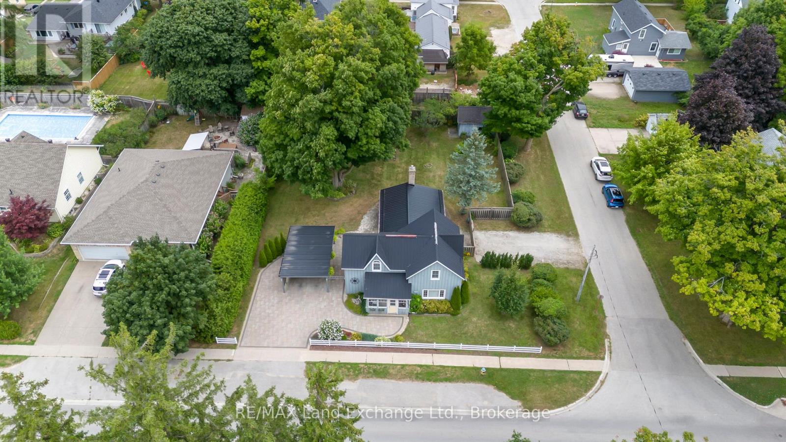 439 GREEN STREET - 31